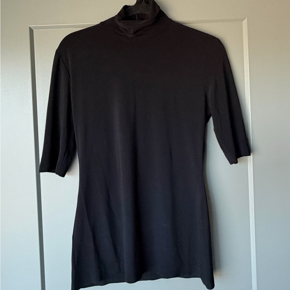 Norma Kamali Black Long Sleeve Turtleneck Tee - women’s M
